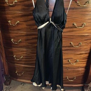 White House Black Market-black and white SILK halter dress gorgeous and flirty